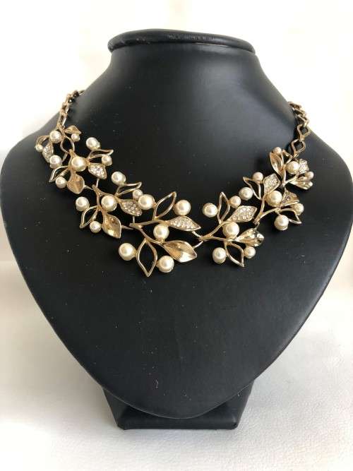 Gold Plated Necklace With White Pearls And Diamante Leaf Design