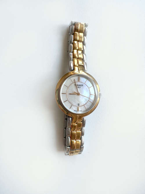 Watch - Tissot 1853 T094210 Flamingo Watch. Mother of Pearl Face. Silver & Gold Tone Strap ML1910