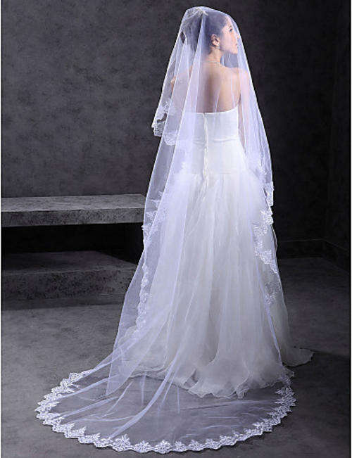 IN STOCK!!1 Layer Beautiful Cathedral Wedding Veil