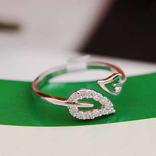 IN STOCK!!Korean Style Rhinstones Love Rings-Silver or Gold