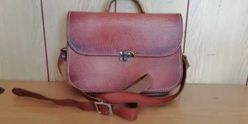 Ladies Leather Hand Bag