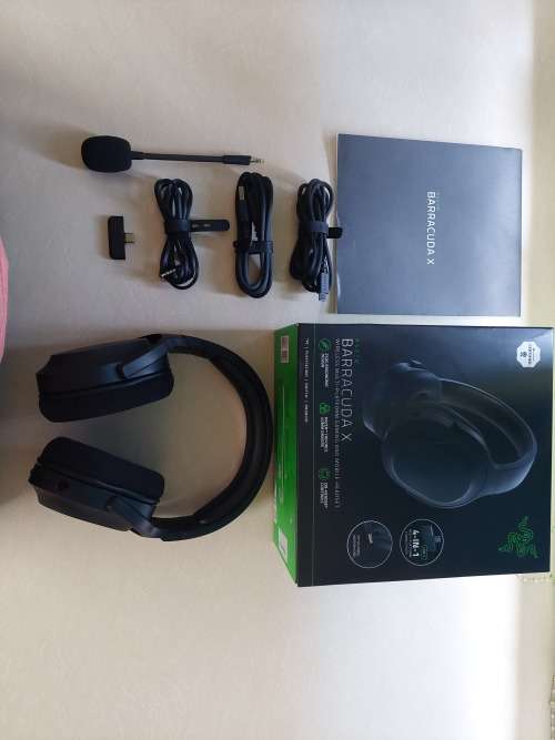 Razer Barracuda X Wireless Multi-Platform Gaming Headset