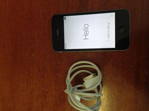 iPhone 4 32gb Used