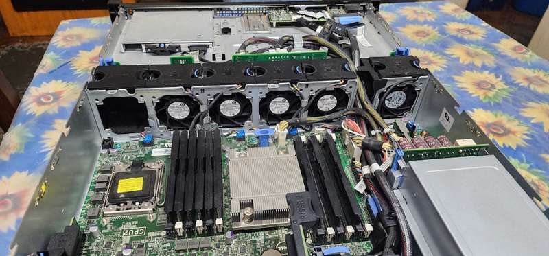 DELL XEON SERVER