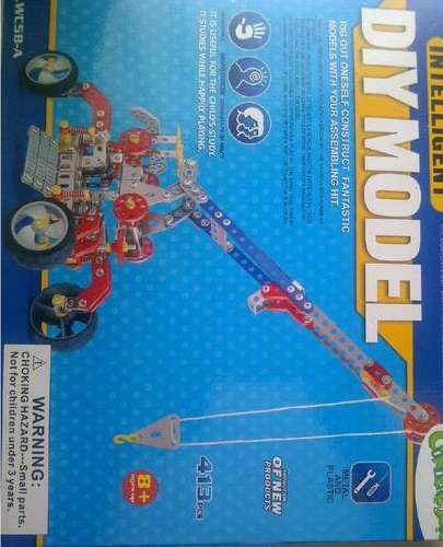 ***413 Pieces*** CRANE DIY Contruction set ( similar to Meccano )