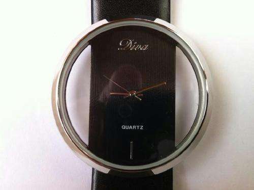 ***ULTRA LUXURIOUS DIVA Quartz Stainless Steel Watch***