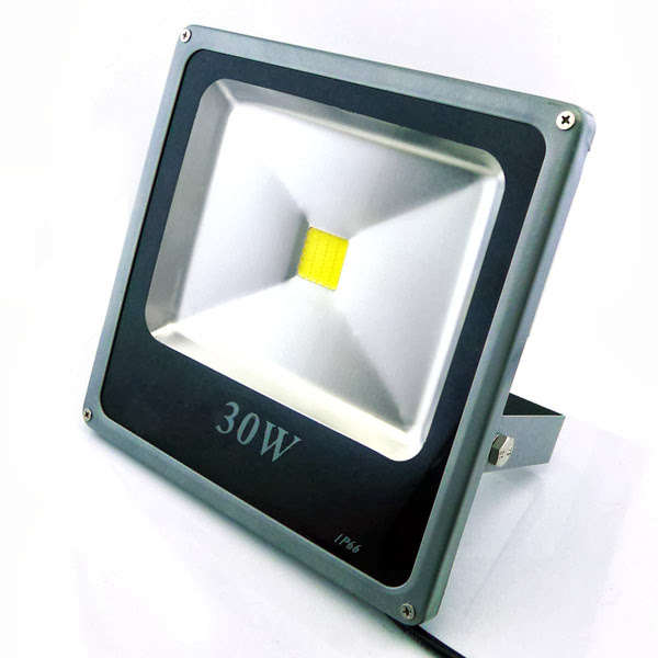 30W LED Floodlight - NEW DESIGN - Slim Version - Save up to 90% Energy!!! (10 on Auction)