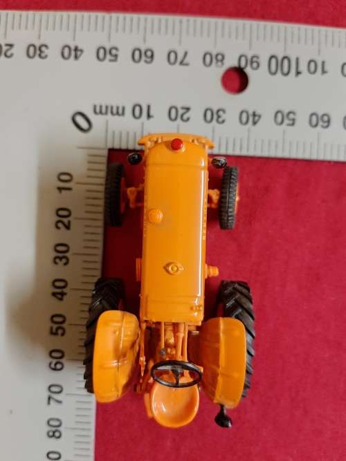 3 X  Die-Cast  Tractor's... ( Renault  /  Vendeuvre  /  Tracto Control Renauld 56 )