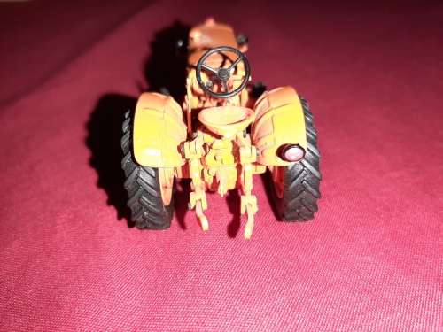 3 X  Die-Cast  Tractor's... ( Renault  /  Vendeuvre  /  Tracto Control Renauld 56 )