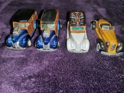 74 Die-cast models in Mattel, Maisto, Majorette
