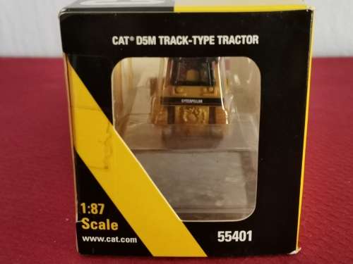 CAT  D5M  TRACK-TYPE TRACTOR