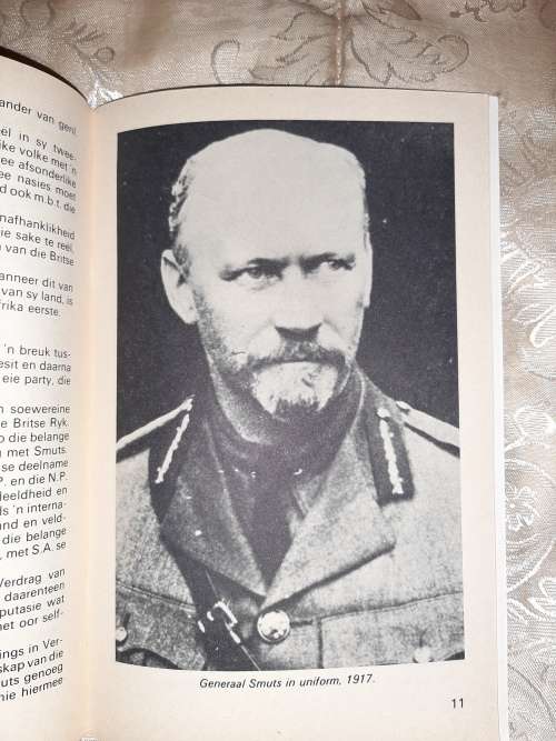 Die Groot Trek/Wapens van die Boereoorlog/J.C.Smuts/Opkoms van Nazi-Duitsland