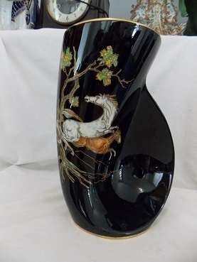 Amazing Rare Crown Devon Fieldings Vase