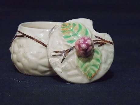 Beautiful Bramble Cruet Set from Wade