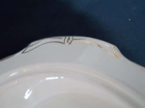 Beautiful Indian Tree Pattern Server Bowl