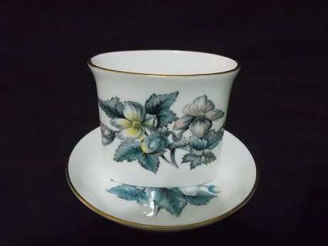 Set of Two Royal Worcester Tea Spoon Bowls and Saucers