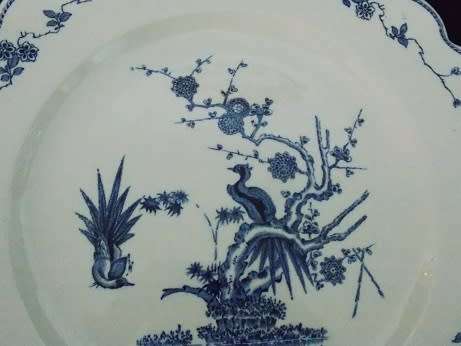 Olde Chelsea Beautiful Set of Two Cake Plates