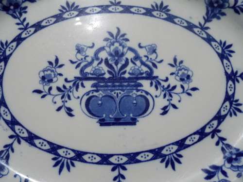 Beautiful Serving Platter from Rotal Doulton Burslem