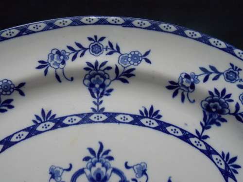 Beautiful Serving Platter from Rotal Doulton Burslem