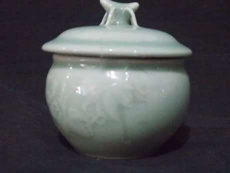 Beautiful Pair of Chinese Trinket Bowls