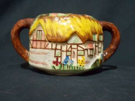 Anne Hathaway Carters of Suffolk Sugar Bowl