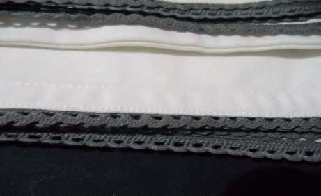 Stylish Weighted Napkin Holder with Linen Napkins
