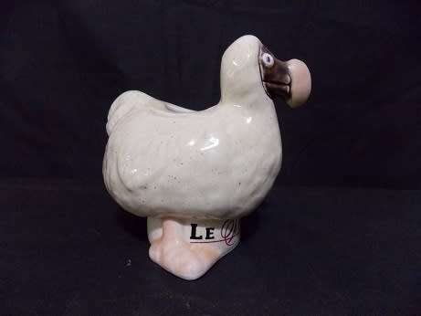Beautiful Bar Ornament Porcelain Dodo from Le Victoria Hotel Mauritius