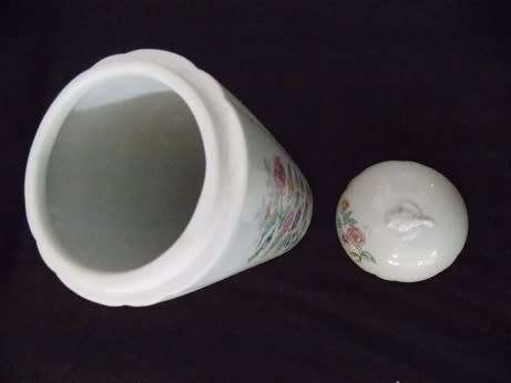 Japanese Porcelain Holder Made for Elizabeth Arden
