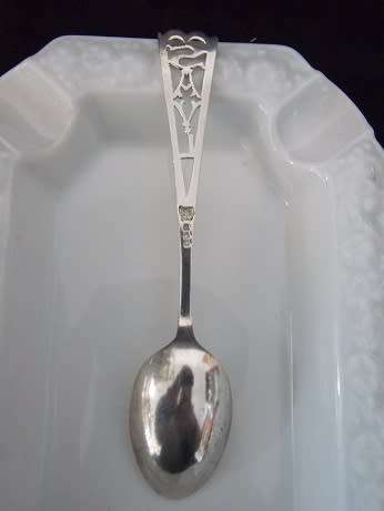 Lovely Sterling Silver Teaspoon Sheffield 1971