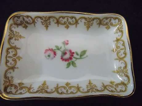 Crown Staffordshire Set of Five Stunning Pin Dishes