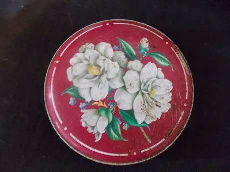 Lot of Four Vintage Tins  Meggezones,  Elastoplast Snoep Trommel - Holland and Red tin with flowers