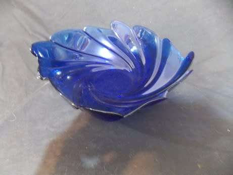 Beautiful Blue Glass Salad Bowl