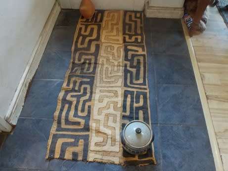 Beautiful African Ethnic Rafia Rug