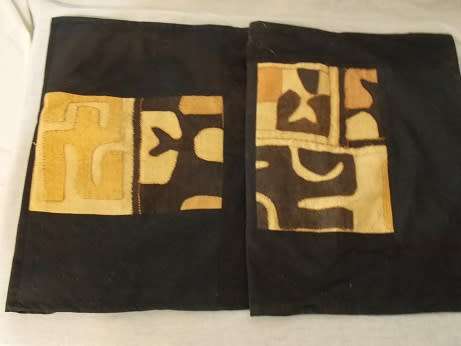 Beautiful Set of Two Pillowcases with African Design