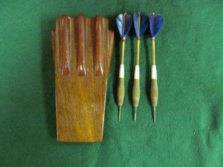 Vintage Darts Holder