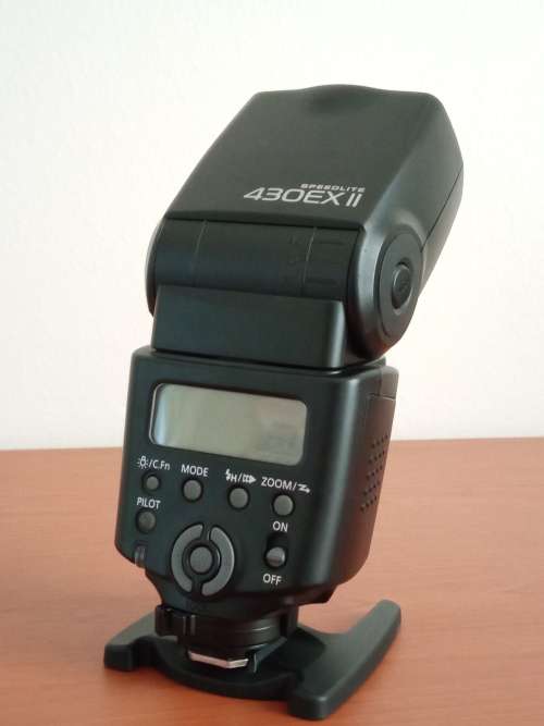 Canon Speedlite 430EX II