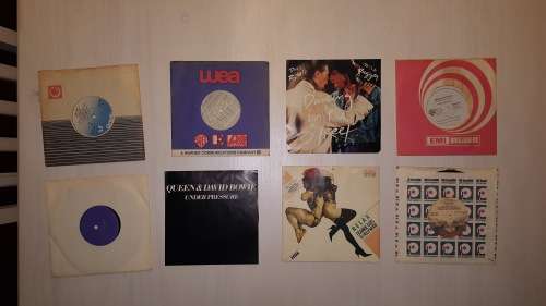 David Bowie Lifetimes 7" singles collection - complete!