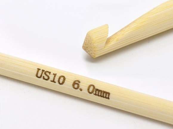 6mm Bamboo crochet hook
