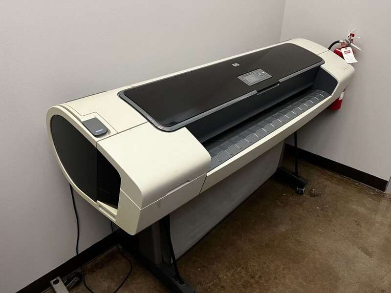 HP DesignJet T1100 Plotter Printer- Great Condition, Troubleshooting Needed!