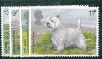 SG 1075-1078 1979 Dogs Issue - set of 4 - Unmounted Mint