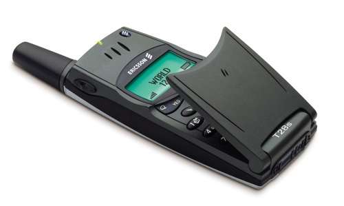 ERICSSON T28 (LEGENDARY CLASSIC) As New phone and charger ***REDUCED***