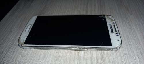 Samsung Galaxy S4 (GT-I9500) *For Spares* *Read Ad Please*