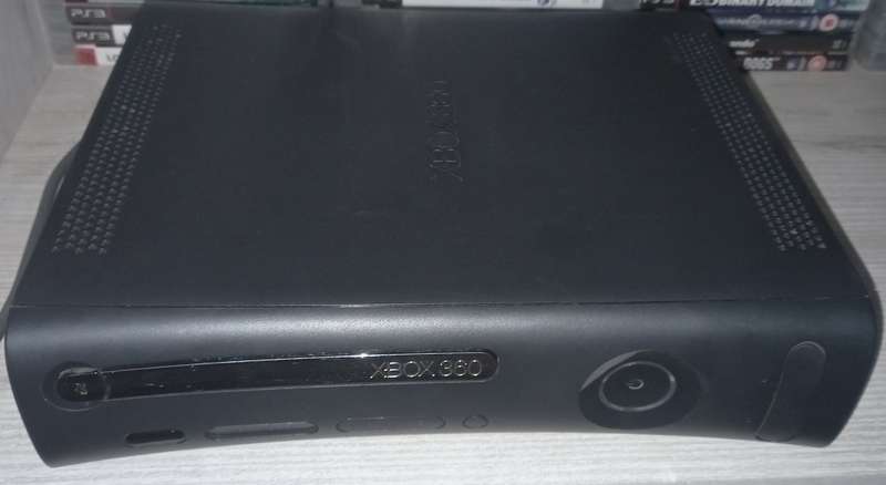 Xbox 360 Console (Please read ad)