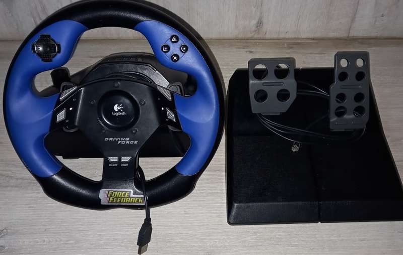 Logitech Driving Force Feedback Steering Wheel *Please Read*
