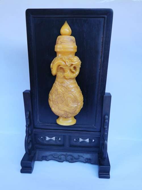 China Old Tibetan sandalwood inlaid jade bottle screen insert
