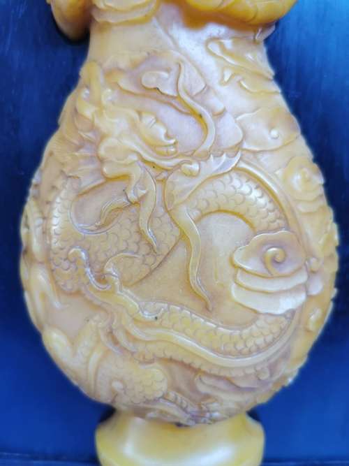 China Old Tibetan sandalwood inlaid jade bottle screen insert