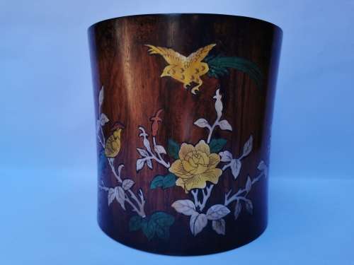 Chinese antique Yellow pear wood calligraphy brush holder with inlaid shell flower patterns