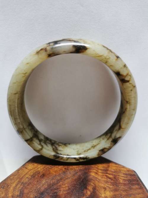 Antique Chinese Late 19th century Hotan jade  bracelet