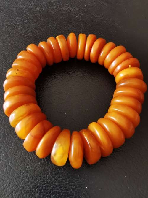 Eastern Antique Chinese Amber bracelet