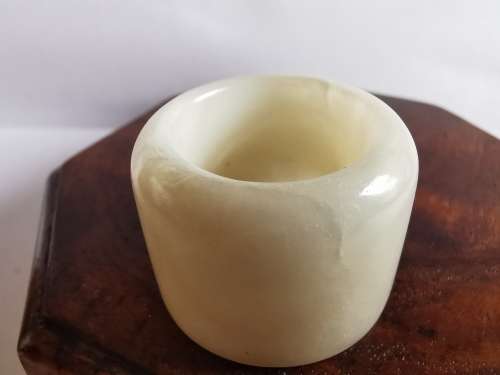 Antique Eastern Chinese  Hetian jade Fingerstall with wooden case